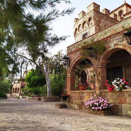 Lesvos Tower House Komninos Sigrion Luaran gambar