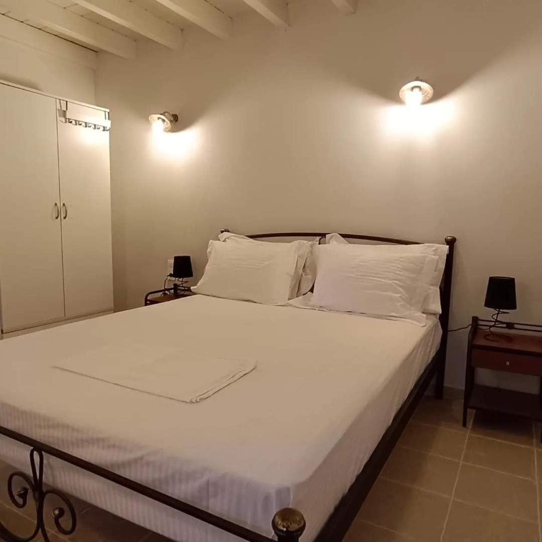Lesvos Tower House Komninos Sigrion Luaran gambar