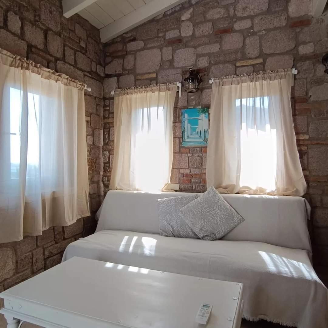 Lesvos Tower House Komninos Sigrion Luaran gambar