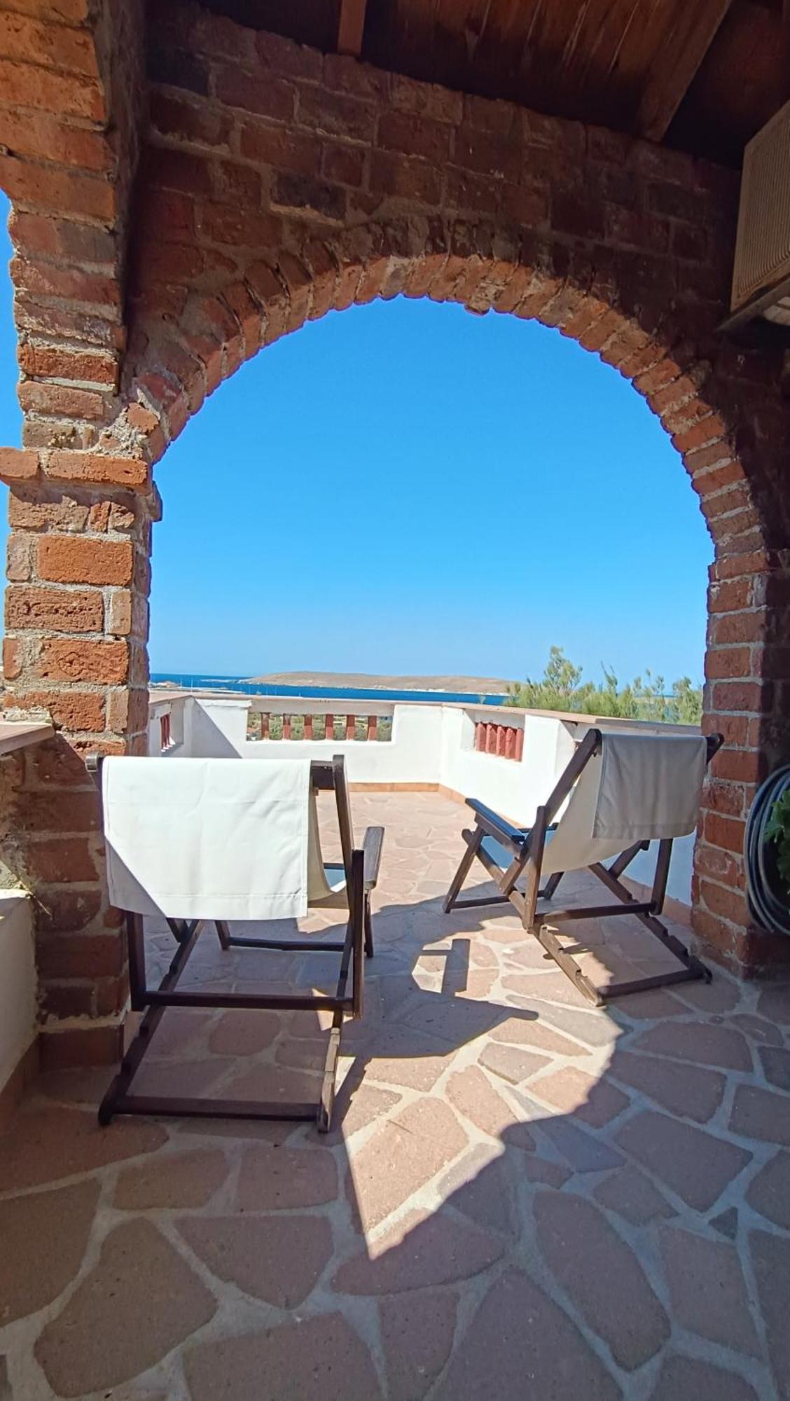 Lesvos Tower House Komninos Sigrion Luaran gambar