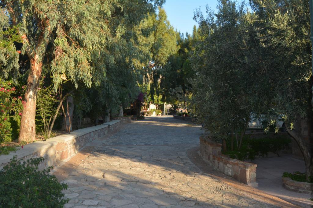 Lesvos Tower House Komninos Sigrion Luaran gambar