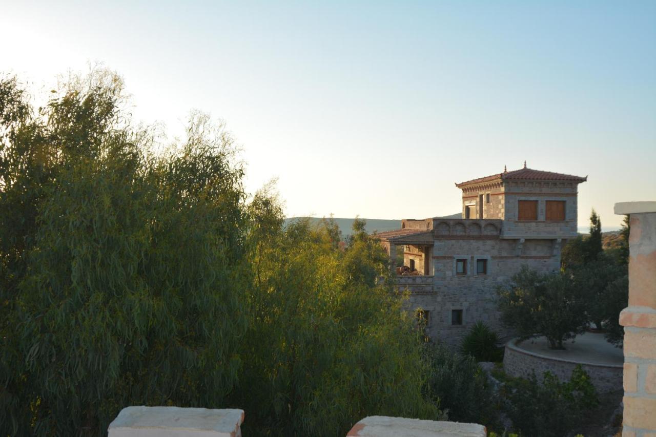 Lesvos Tower House Komninos Sigrion Luaran gambar